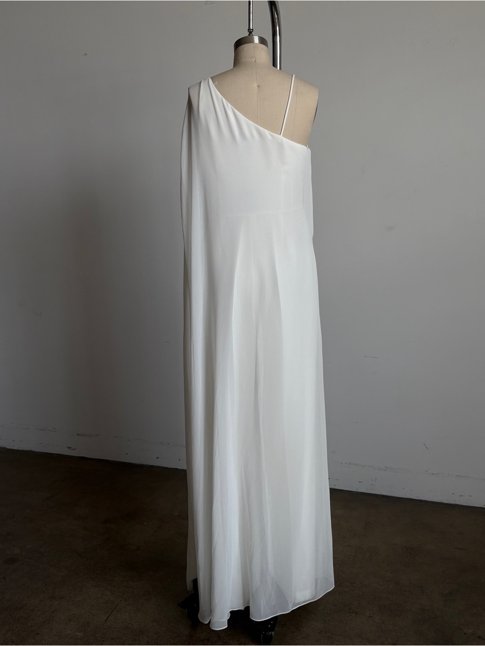 $795 NWT Halston “Chelsea” OS One-Shoulder Jumpsuit in Pristine Sz 6 - Picture 6 of 15